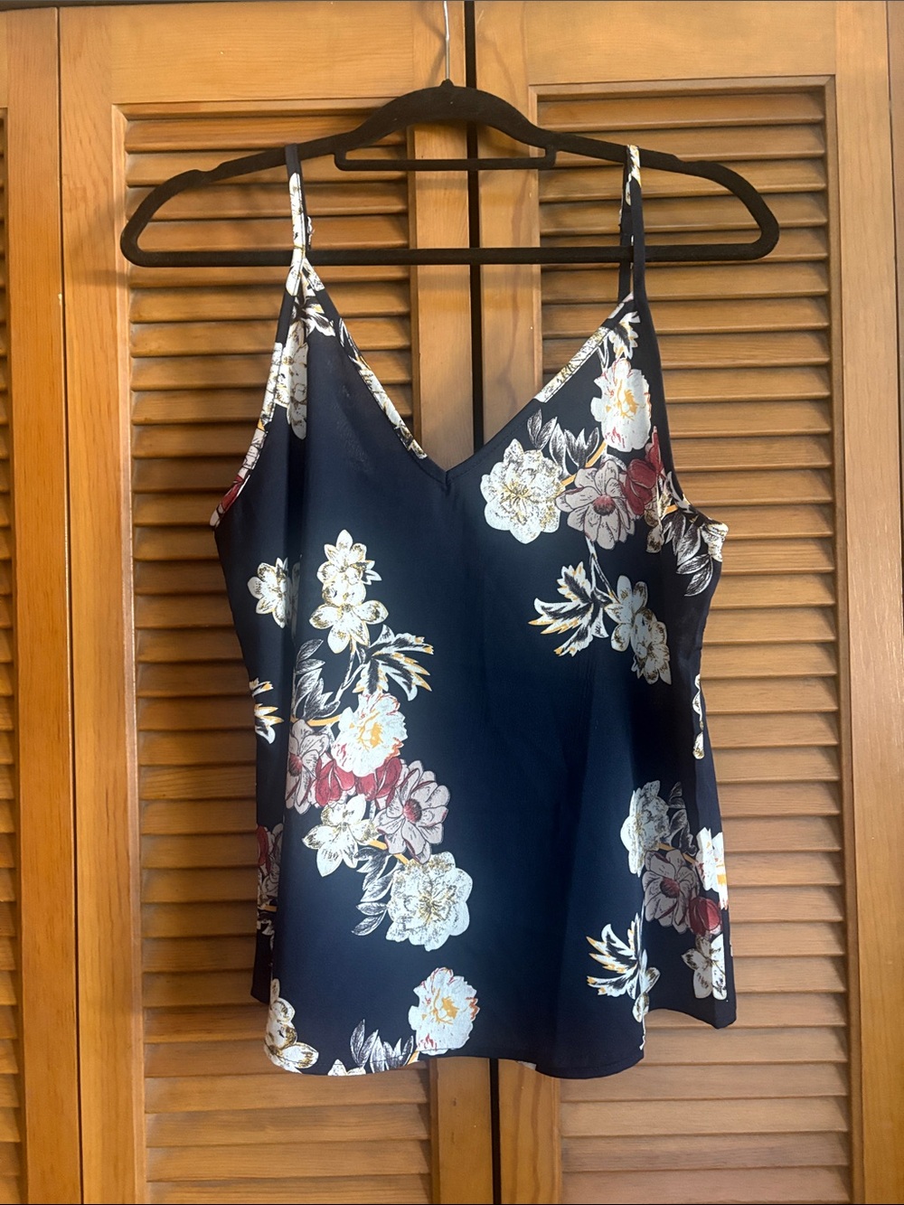 SHEIN Navy Floral V-Neck Cami with White and Burgundy Blooms